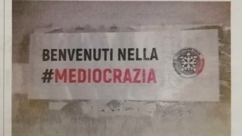 #MEDIOCRAZIA