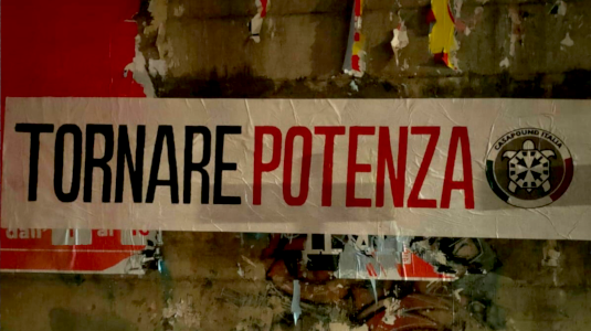 CasaPound, affissioni in tutta Italia: “Tornare potenza” e rifiutare il fatalismo